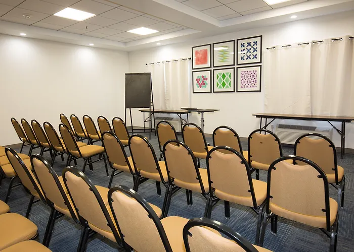 Holiday Inn Express Hotel & Suites Hesperia, An Ihg Hotel