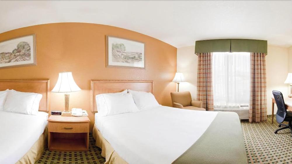 Express & Hesperia, An Ihg 2*