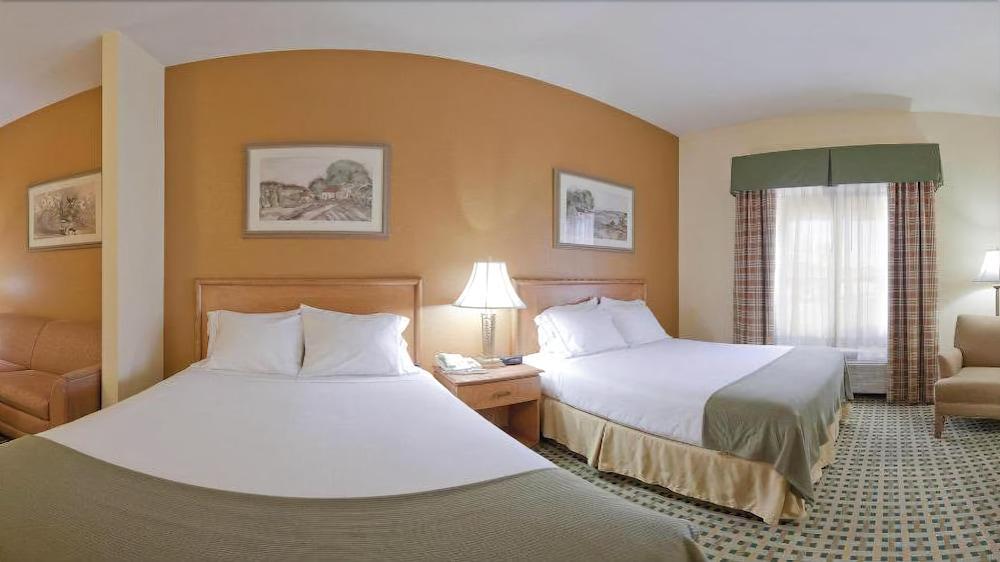 Express & Hesperia, An Ihg 2* Hesperia