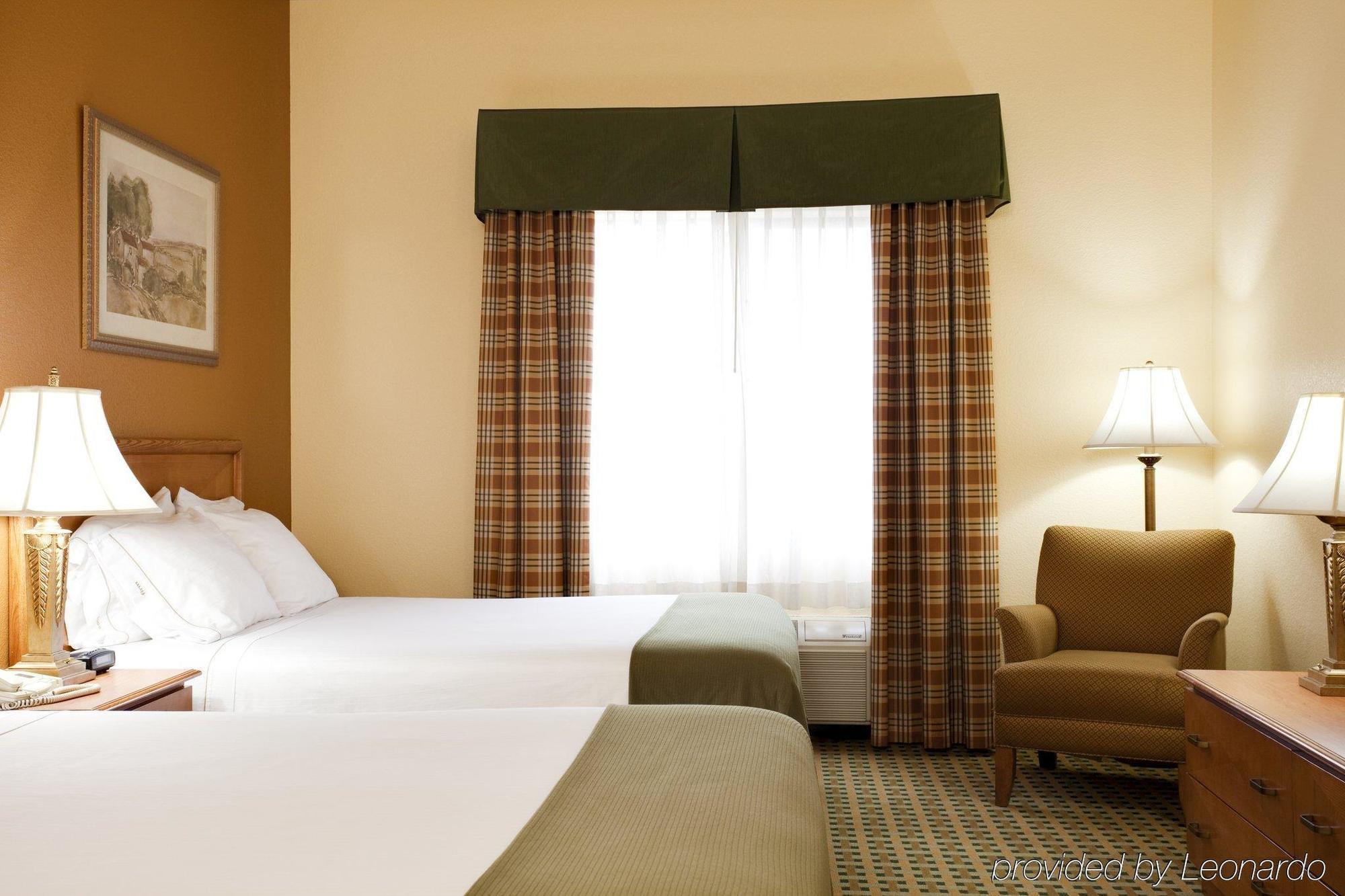 Express & Hesperia, An Ihg Hotel 2*