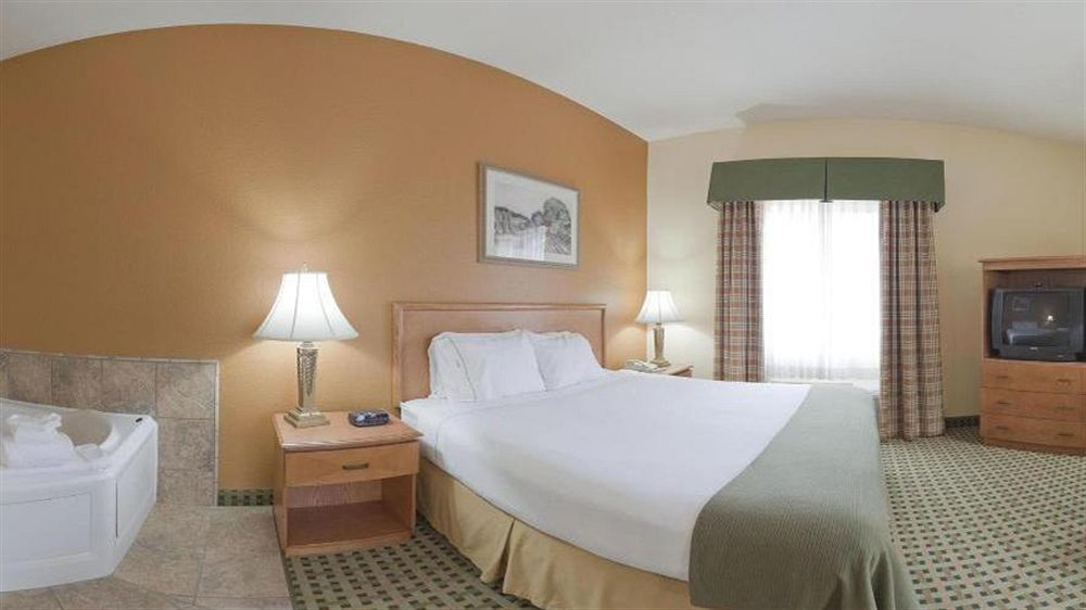 Express & Hesperia, An Ihg Hesperia