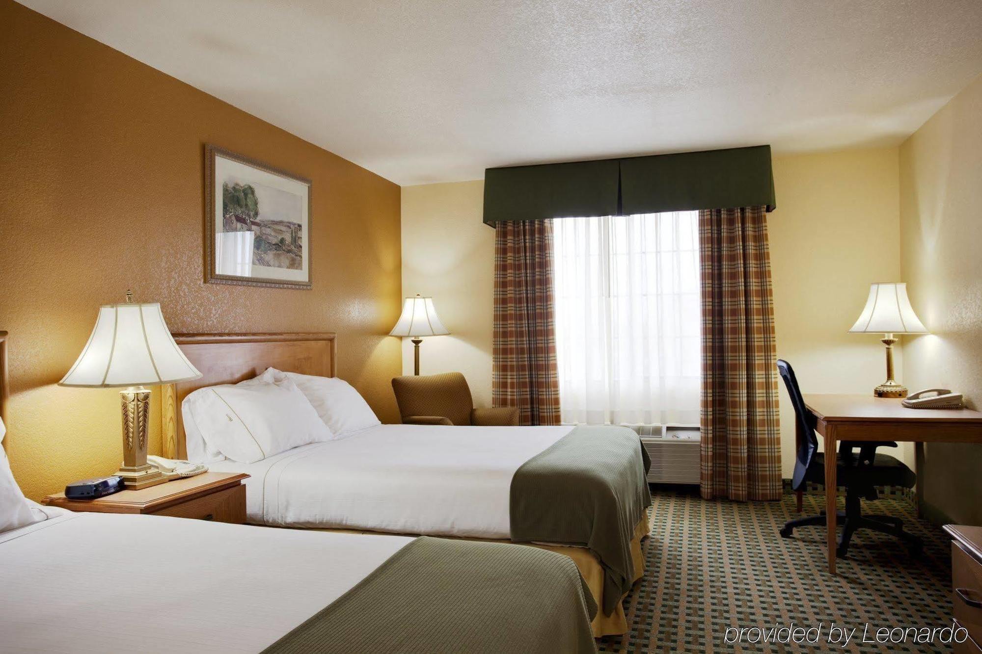 Express & Hesperia, An Ihg Hotel
