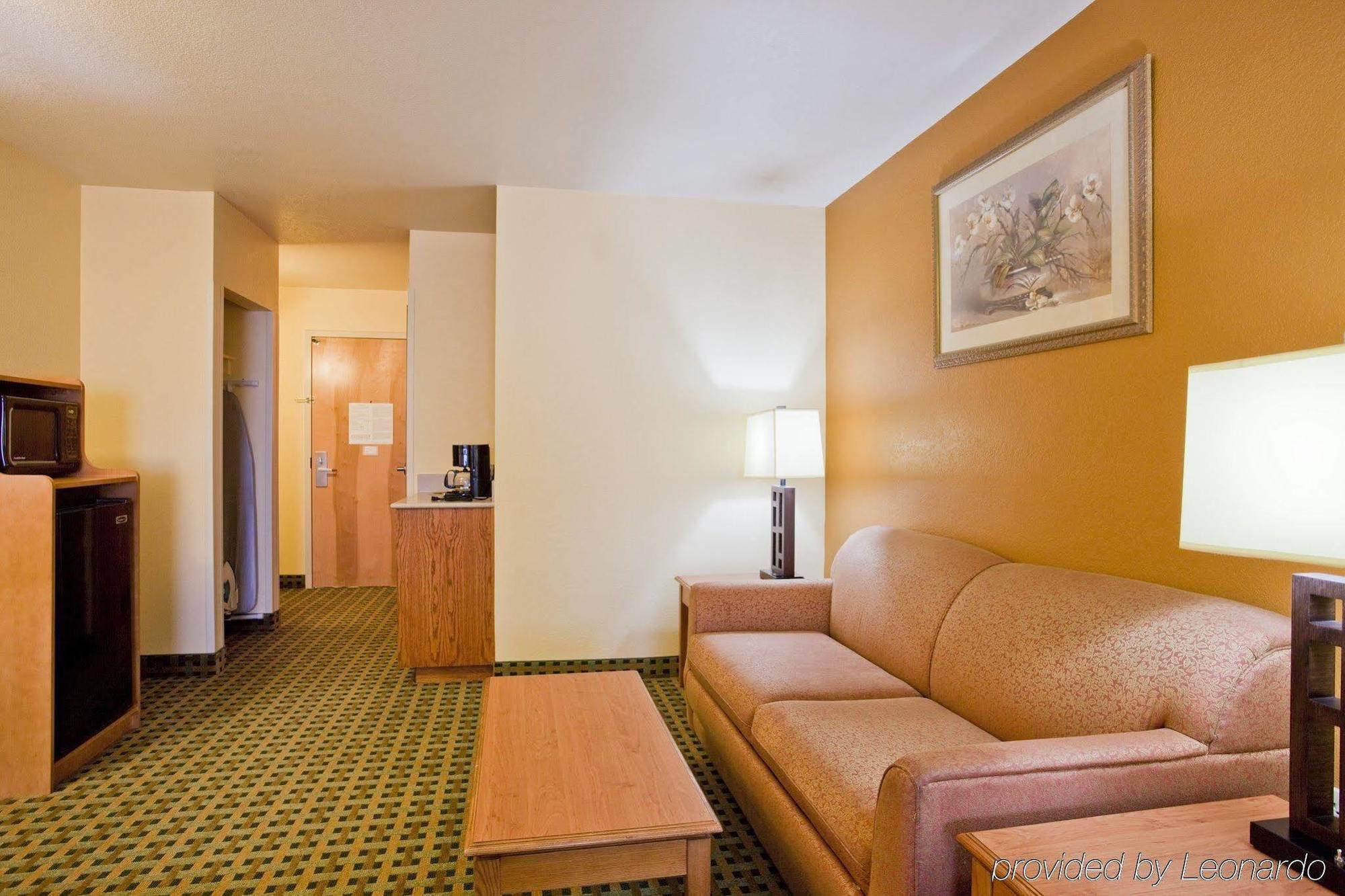 Hotel Express & Hesperia, An Ihg