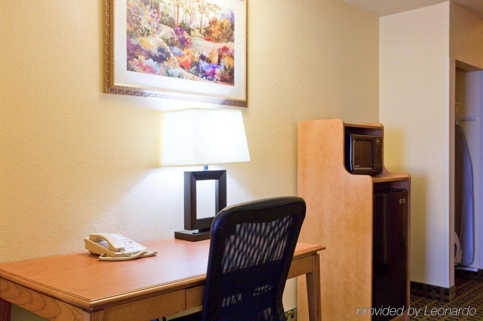 Express & Hesperia, An Ihg Hotel